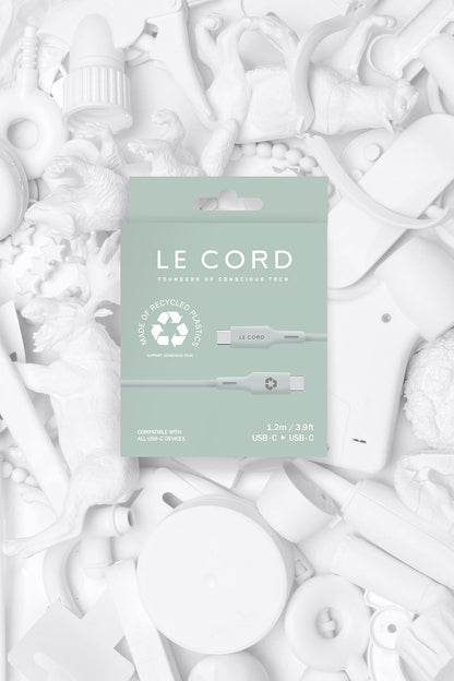 Pale Pine Type C cable · 1.2 meter · Made of recycled plastics